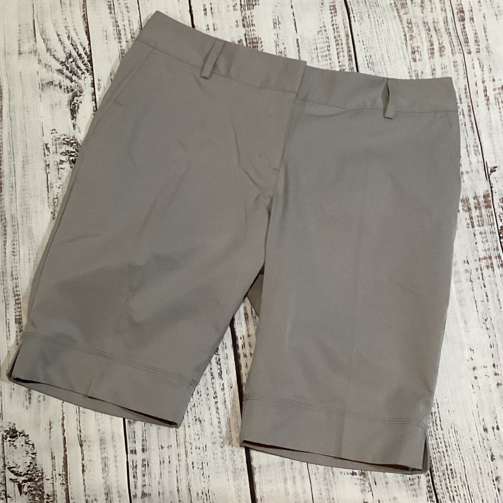 707. Adidas ClimaLite Gray Golf Shorts Size 12 NWOT